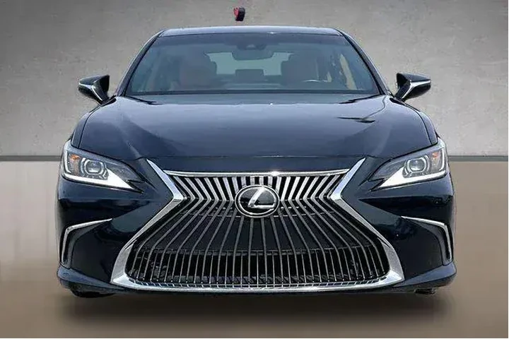$39872 : Lexus ES 350 2023 4dr Sedan image 3