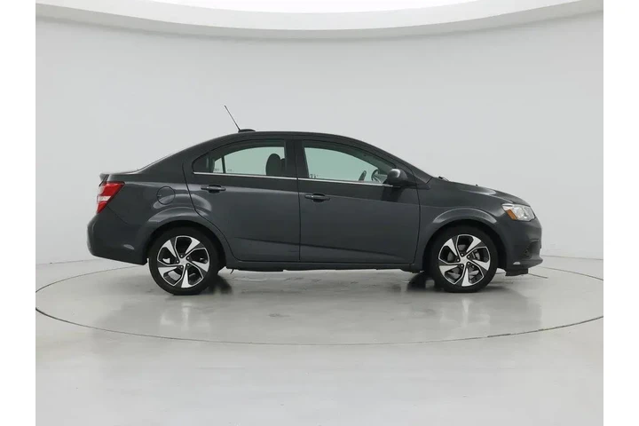$12998 : Chevrolet Sonic 2018 Premier image 7