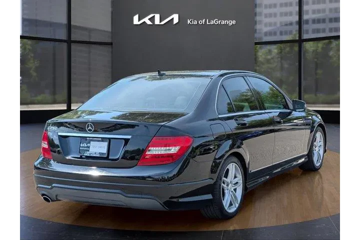 Mercedes-Benz C-Class 2013 C image 9