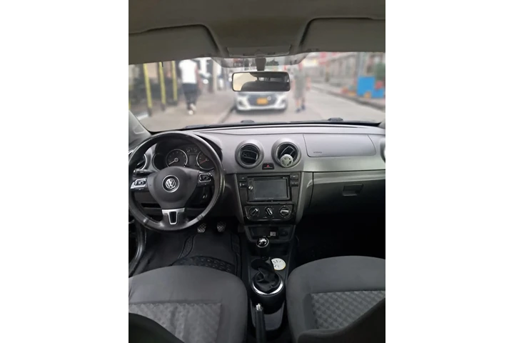 $37000000 : VOLKSWAGEN GOL image 3