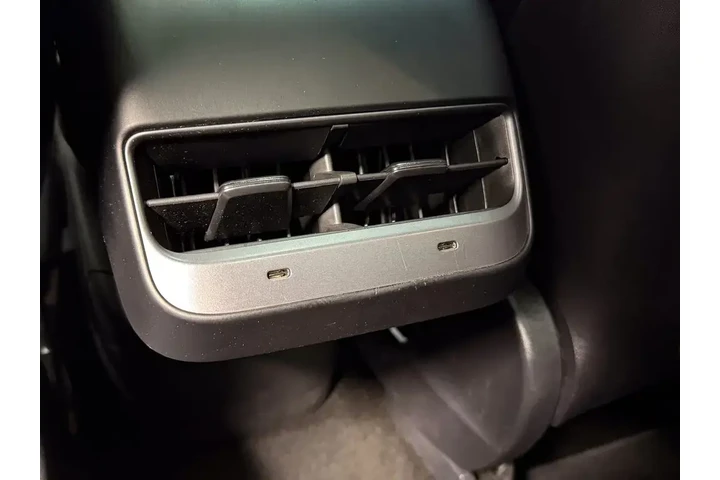 $25783 : Tesla Model Y 2021 AWD Long image 8