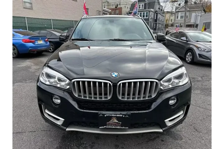 2017 BMW X52017 BMW X5 image 3