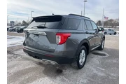 $28074 : Ford Explorer 2023 AWD XLT 4 thumbnail
