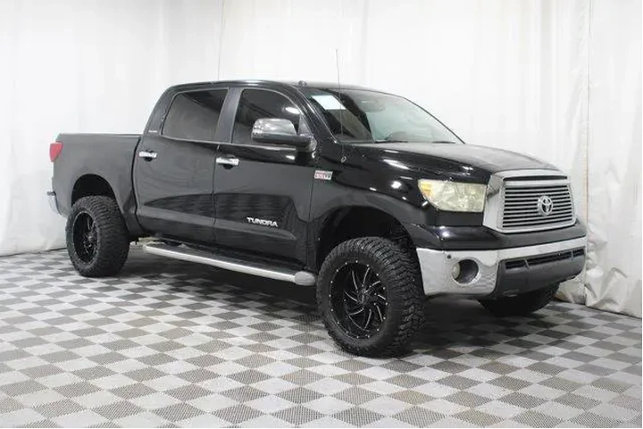 $16988 : Toyota Tundra 2010 4x4 Limit image 1