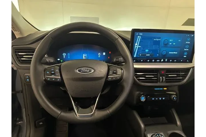 $30000 : Ford Escape Plug-In Hybrid 2 image 8