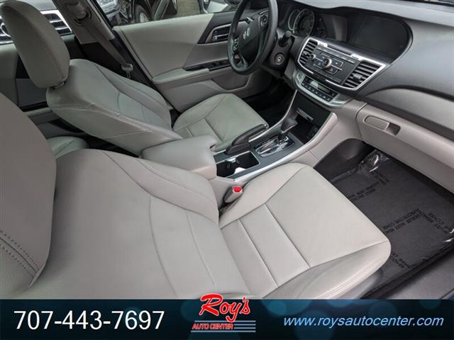 $15995 : 2013 Accord LX Sedan image 10