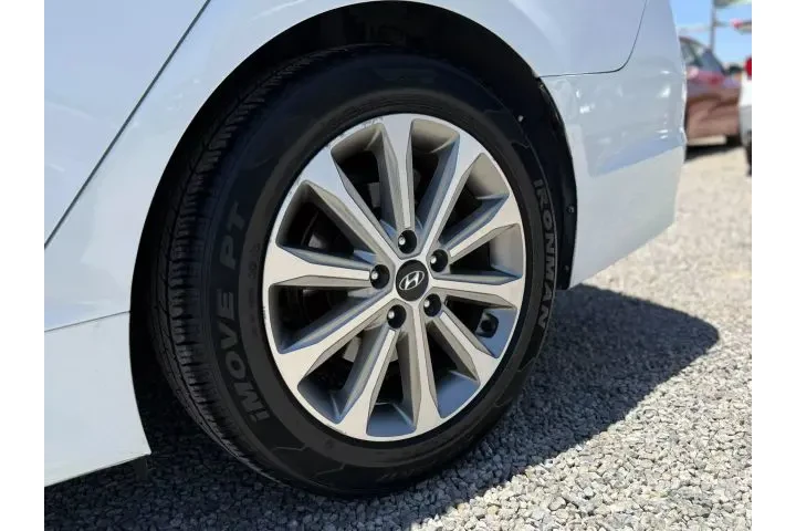$12000 : 2016 HYUNDAI SONATA2016 HYUND image 5