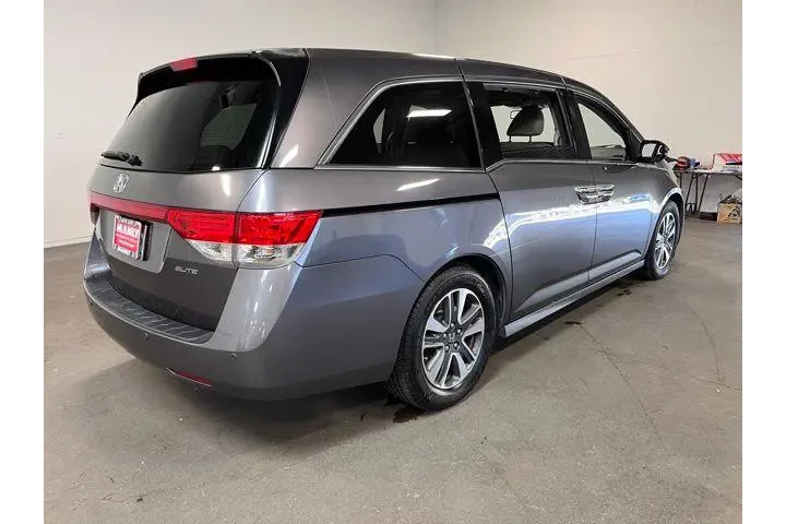 $17961 : Honda Odyssey 2015 image 3