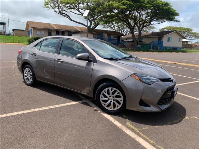 $15995 : 2018 Corolla image 2