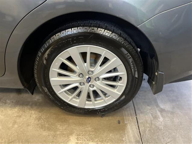 $17500 : 2018 Impreza Premium image 7