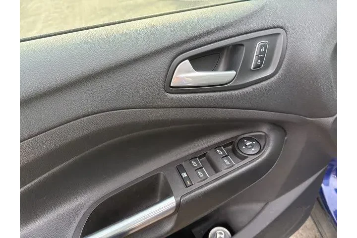 $13000 : Ford Escape 2016 AWD SE 4dr image 9