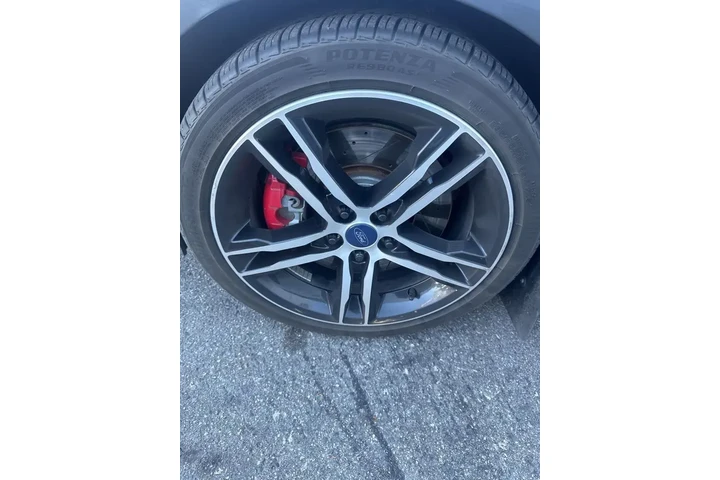 $16262 : Ford Focus 2018 ST 4dr Hatch image 7