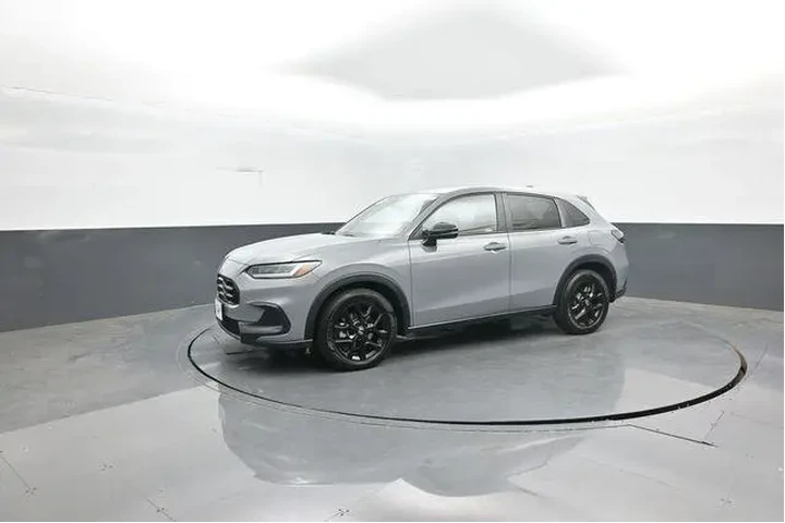 $25812 : Honda HR-V 2024 AWD Sport 4d image 4