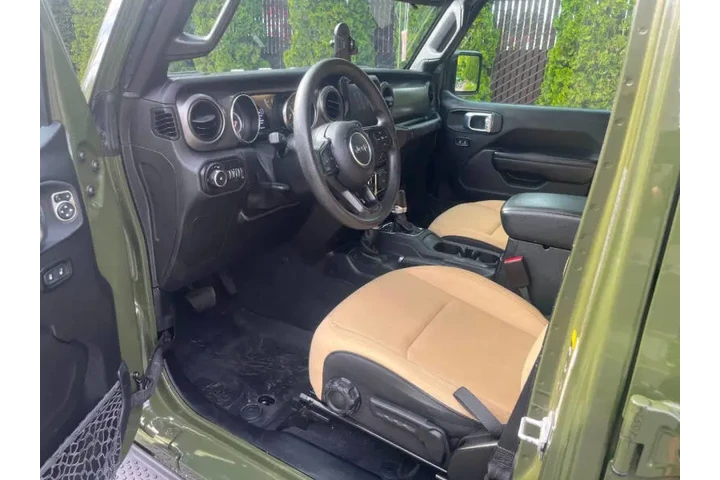 $24900 : 2021 Wrangler Unlimited Willys image 9