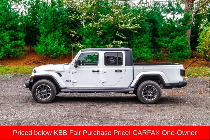 $23395 : Jeep Gladiator 2020 4x4 Over image 4