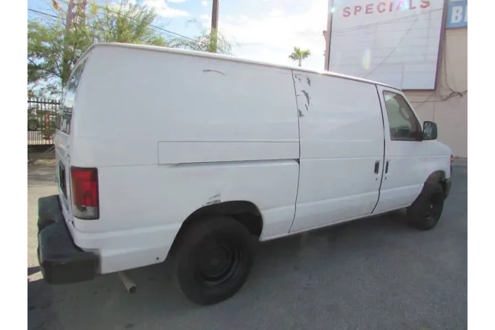 $8995 : 2011 E-Series E-150 image 4