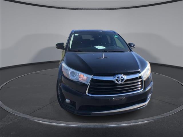 $21700 : PRE-OWNED 2015 TOYOTA HIGHLAN image 3
