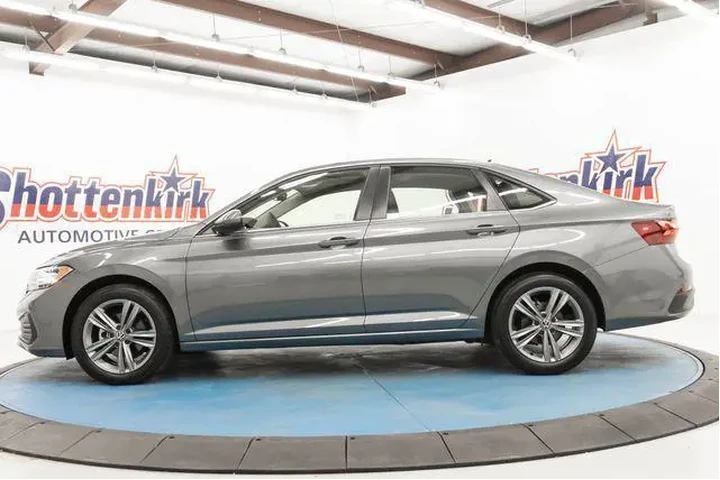 $20000 : Volkswagen Jetta 2022 SE 4dr image 5