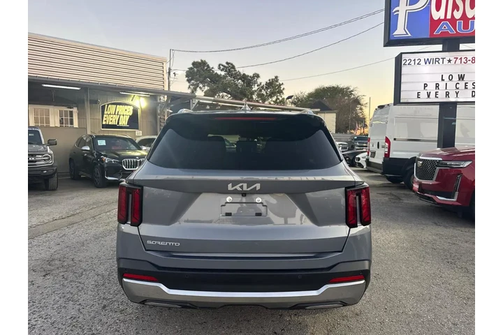 2024 Sorento S 2WD image 5