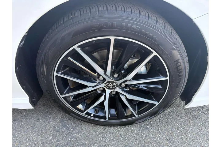 $21980 : Toyota Camry Hybrid 2021 SE image 5