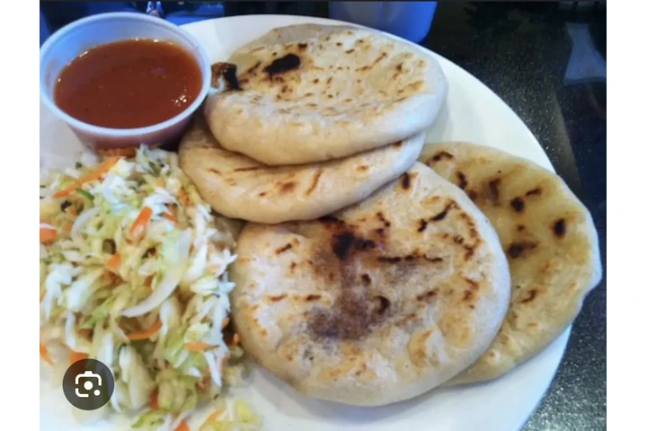 Pupusas para eventos image 2