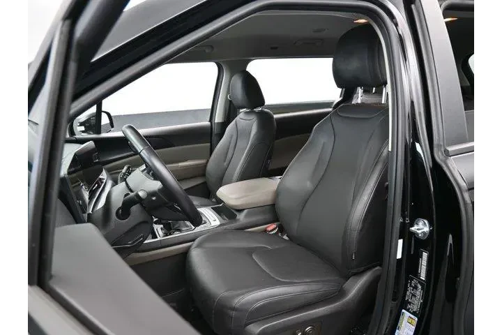 $32277 : Kia Carnival 2025 LX 4dr Min image 10