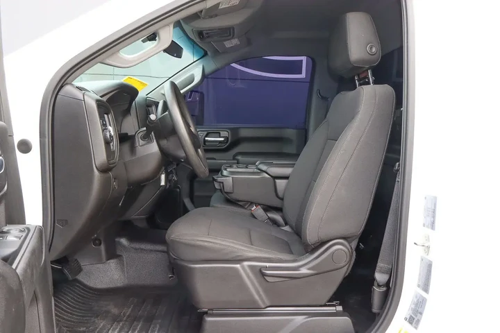 $31988 : 2022 Silverado 3500HD 2WD Reg image 7