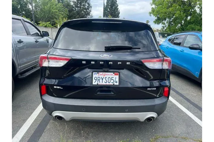 $17355 : Ford Escape 2021 AWD SEL 4dr image 9