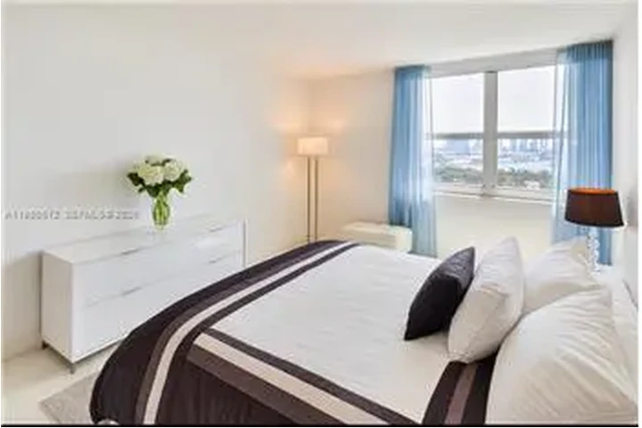 $6800 : Rental property with 2 bedro image 9