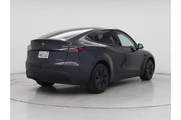 $39998 : Tesla Model Y 2024 AWD Long image 8