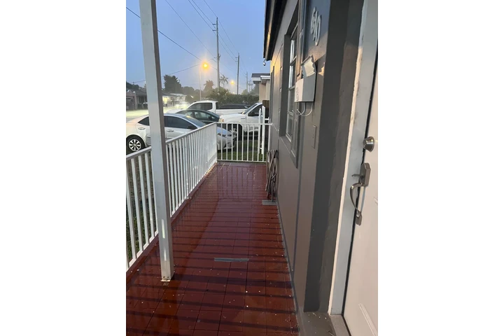 $2300 : Apartamento en renta image 2
