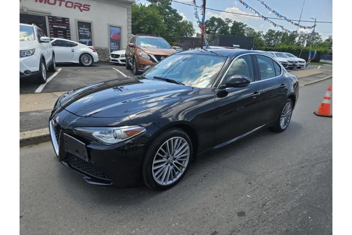 $499 : 2017 Alfa Romeo Giulia image 1