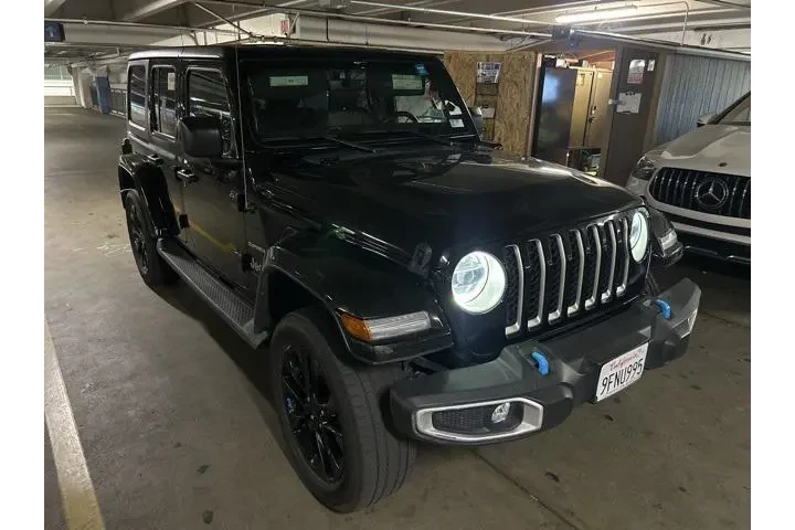 $32970 : Jeep Wrangler 2023 4x4 Sahar image 1
