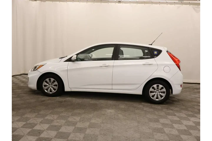 $7227 : Hyundai ACCENT 2017 SE 4dr H image 2