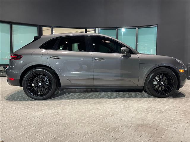 $21900 : Porche Macan S 2015 AWD image 1