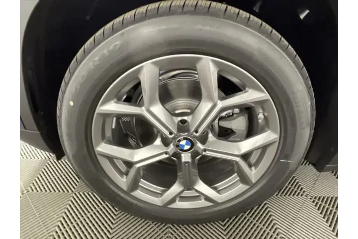 $36943 : BMW X3 2023 AWD xDrive30i 4d image 10