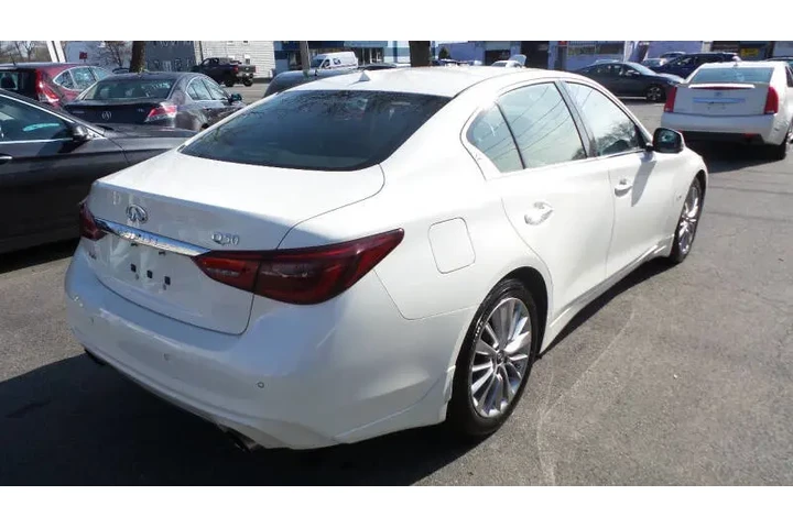 $19900 : 2020 Q50 3.0T Luxe image 6