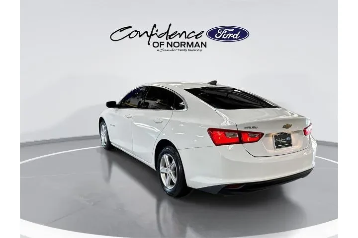 $18421 : Chevrolet Malibu 2023 LS 4dr image 3