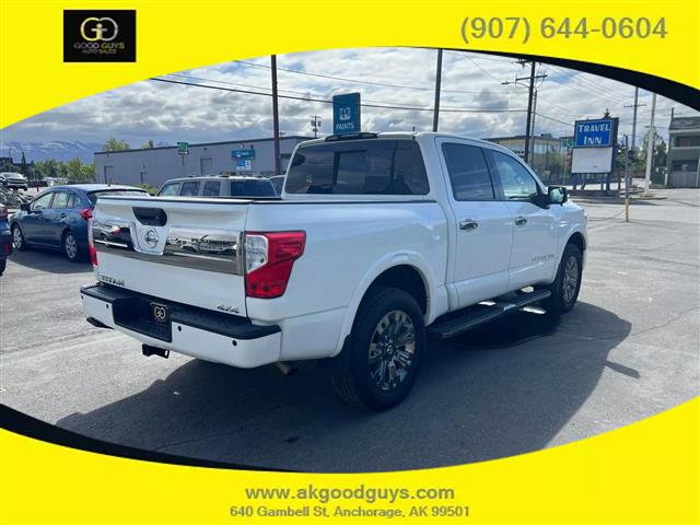 $32999 : 2018 NISSAN TITAN CREW CAB PL image 8