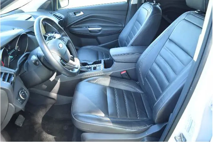 $15500 : Ford Escape 2017 AWD Titaniu image 10