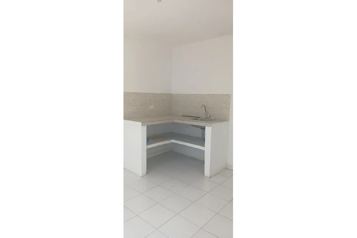 $450000 : Cómodo apartaestudio image 1