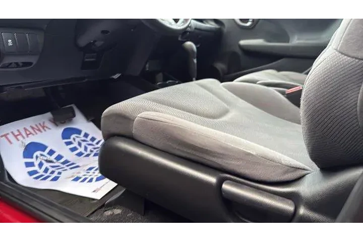 $9867 : Honda Fit 2012 Base 4dr Hatc image 5