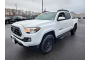 $29775 : Toyota Tacoma 2020 4x4 TRD P thumbnail