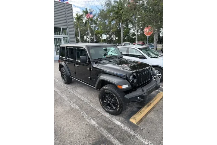 $24990 : Jeep Wrangler Unlimited 2022 image 2