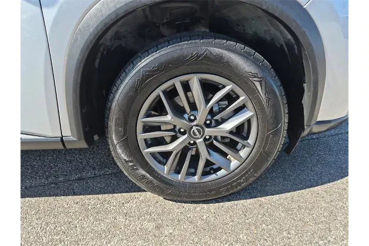 $17288 : Nissan Rogue 2024 S 4dr Cros image 7