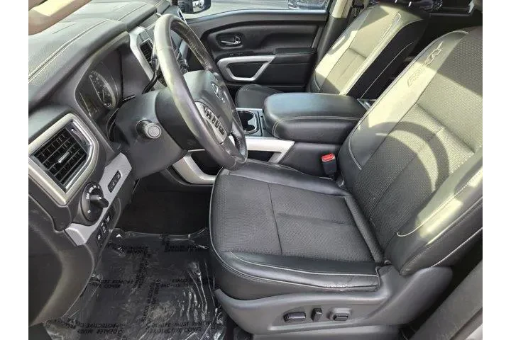 $26991 : Nissan Titan XD 2018 4x4 PRO image 10