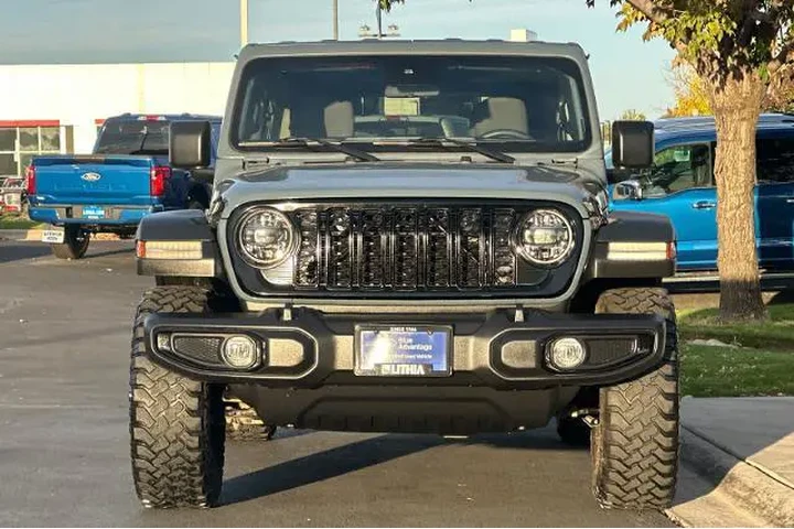 $37995 : Jeep Wrangler 2024 4x4 Sport image 10