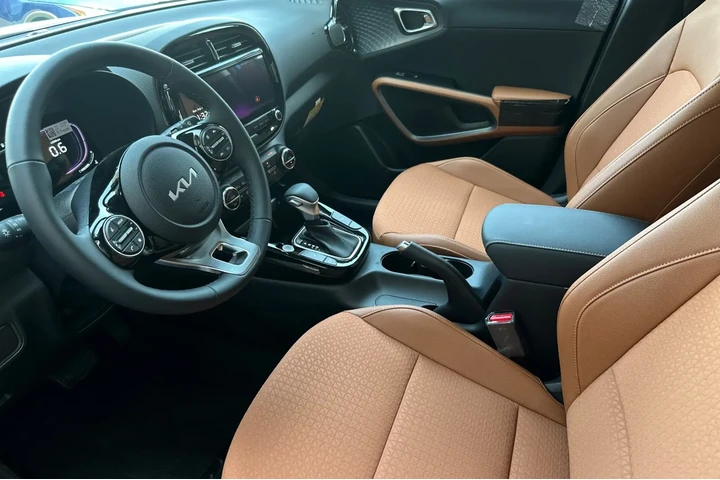 $27360 : New 2025 Soul EX image 9