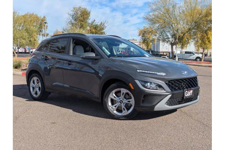$19990 : Hyundai KONA 2023 AWD SEL 4d image 2