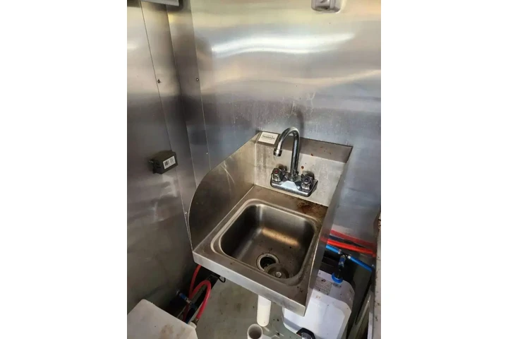 $17995 : 2023 A DOUGLAS FOOD TRAILER20 image 9
